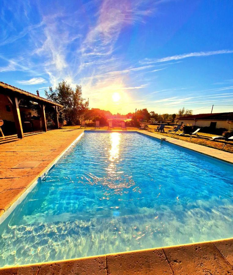 Le Domaine De Laurolie Hotel Gaujacq Buitenkant foto